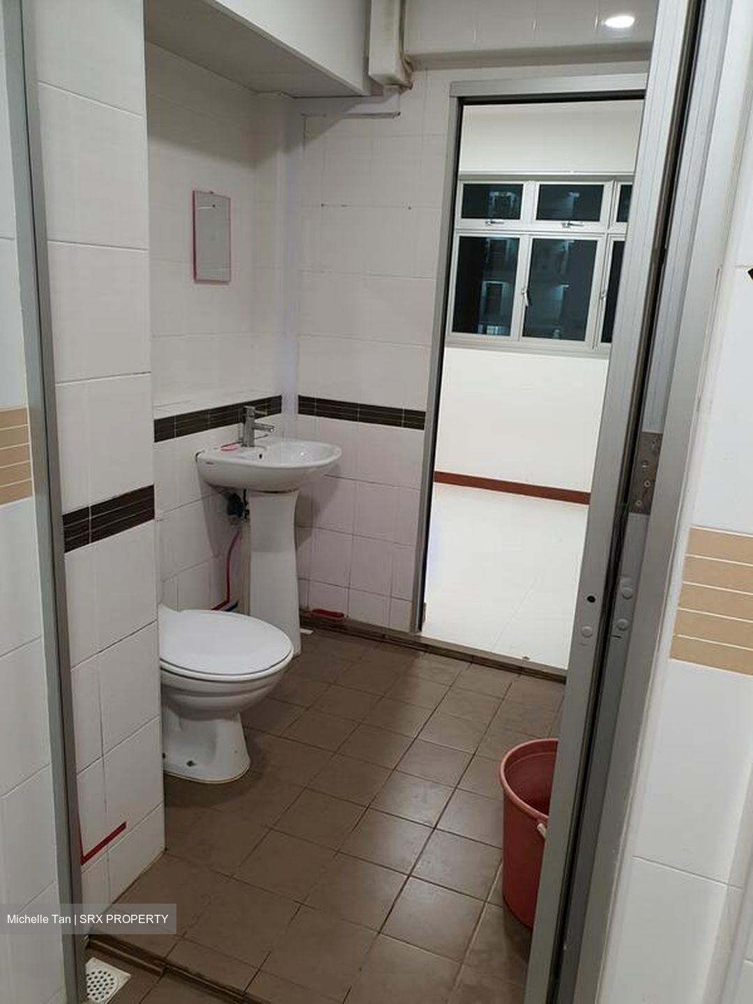 Sengkang West Way (Sengkang),  #565923961